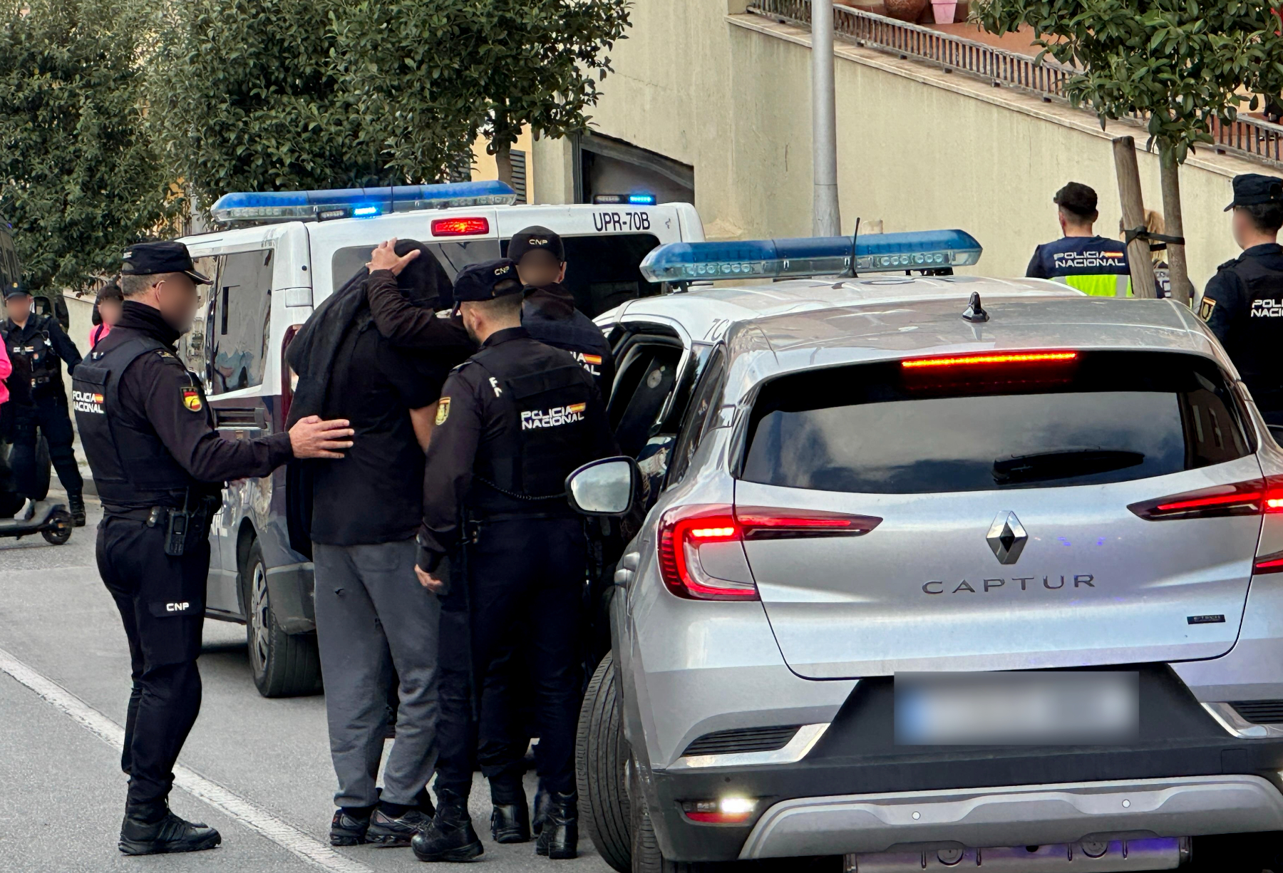 Operación Policial en Avenida Lisboa 