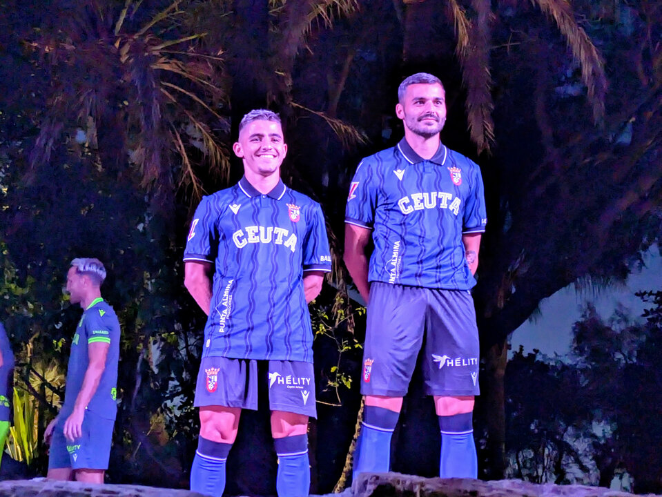 Segunda camiseta de la AD Ceuta FC